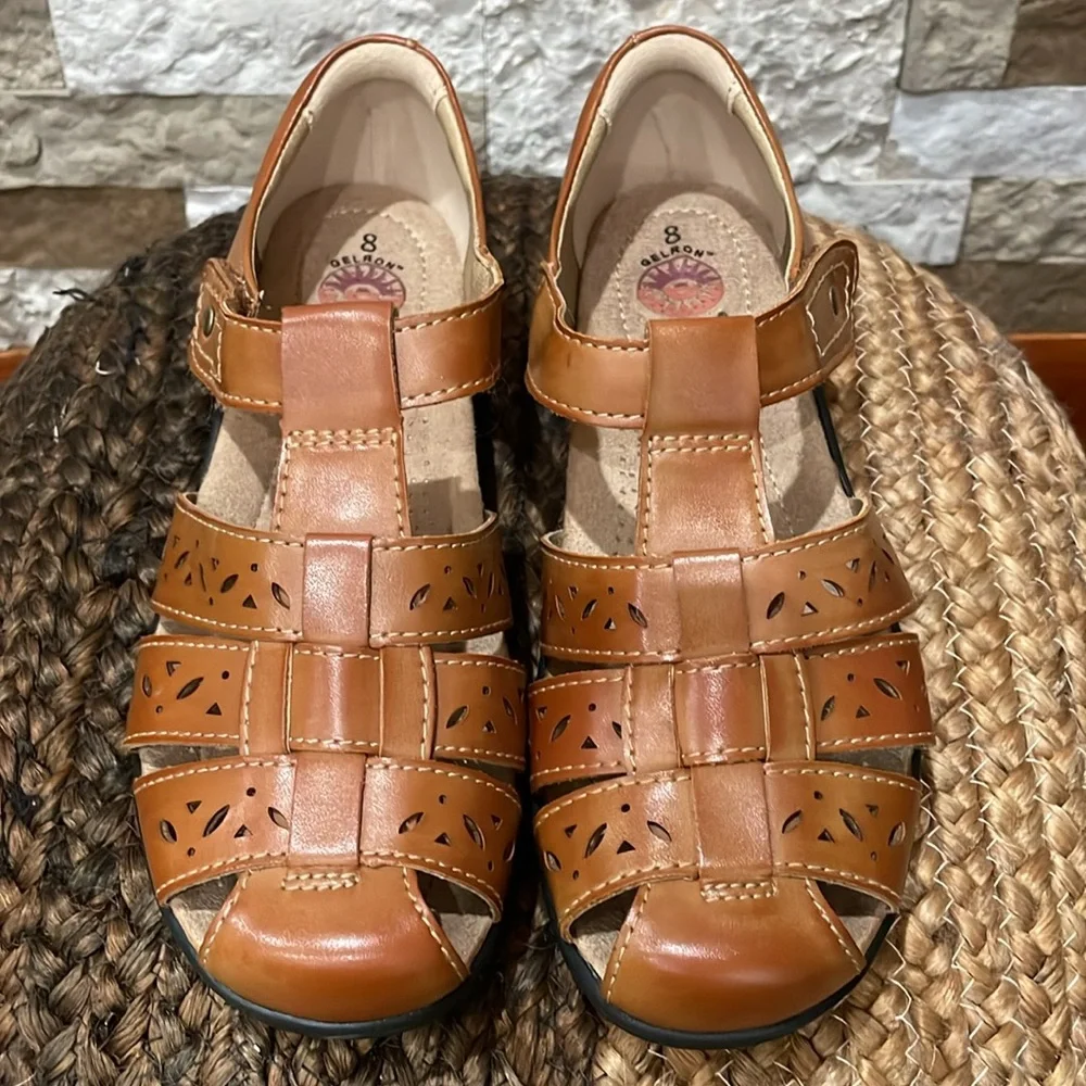 EARTH SPIRIT GELRON Women's Tan Sandals Sz 8 - Picture 3 of 11